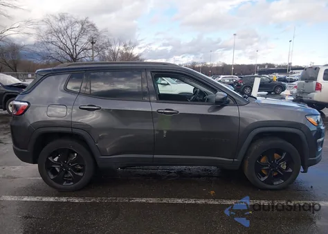 2021 Jeep Compass Altitude 4X4 из США, поврежденный, VIN 3C4NJDBB3MT540850